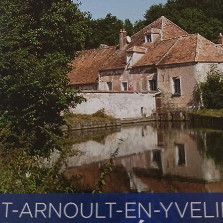 Appartement Cosy Et Chaleureux Saint-Arnoult-en-Yvelines Ngoại thất bức ảnh
