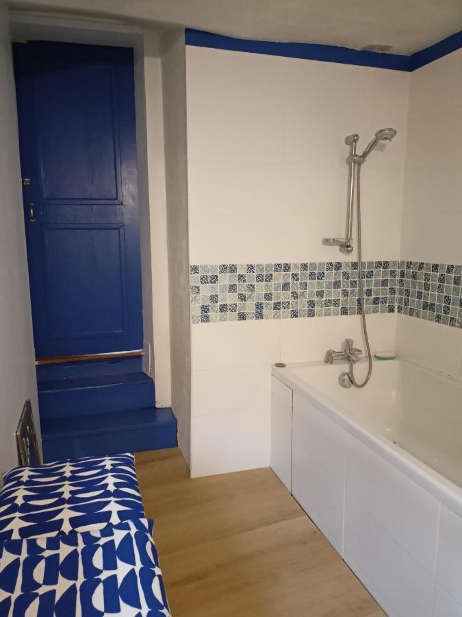 Appartement Cosy Et Chaleureux Saint-Arnoult-en-Yvelines Ngoại thất bức ảnh